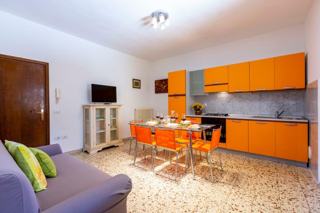 Casa Donatella Apartment Montecchio  ภายนอก รูปภาพ